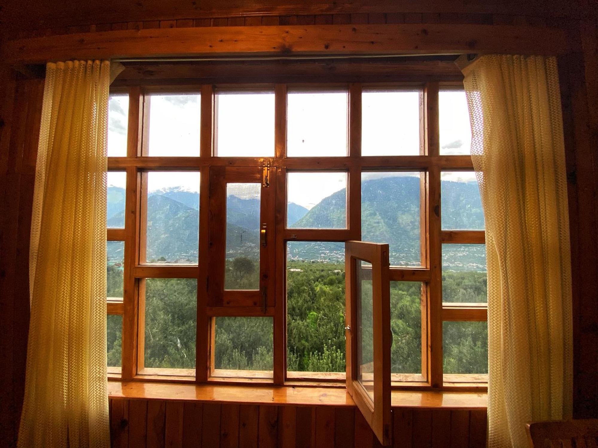 مايالي Pine Tower Inn المظهر الخارجي الصورة